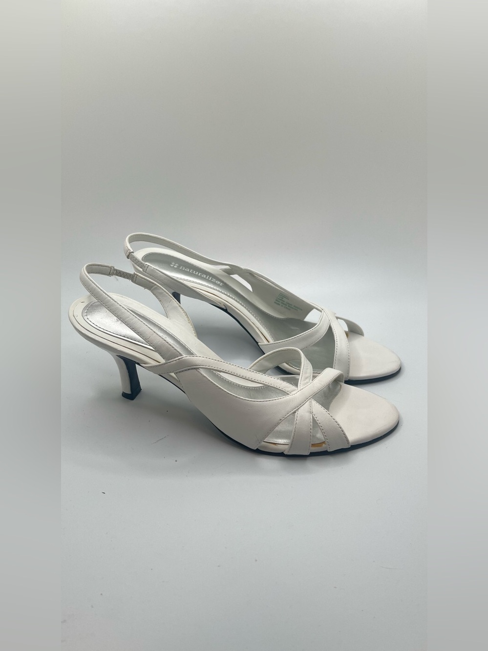 Naturalizer Women’s White Prissy Slingback Dress Sandals Size 7 1/2 M